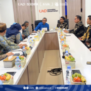 155 Langkah Strategis Puluhan Dosen UNPAM Siap Transfer Ilmu Program Studi Doktor Informatika Universitas Ahmad Dahlan (3)